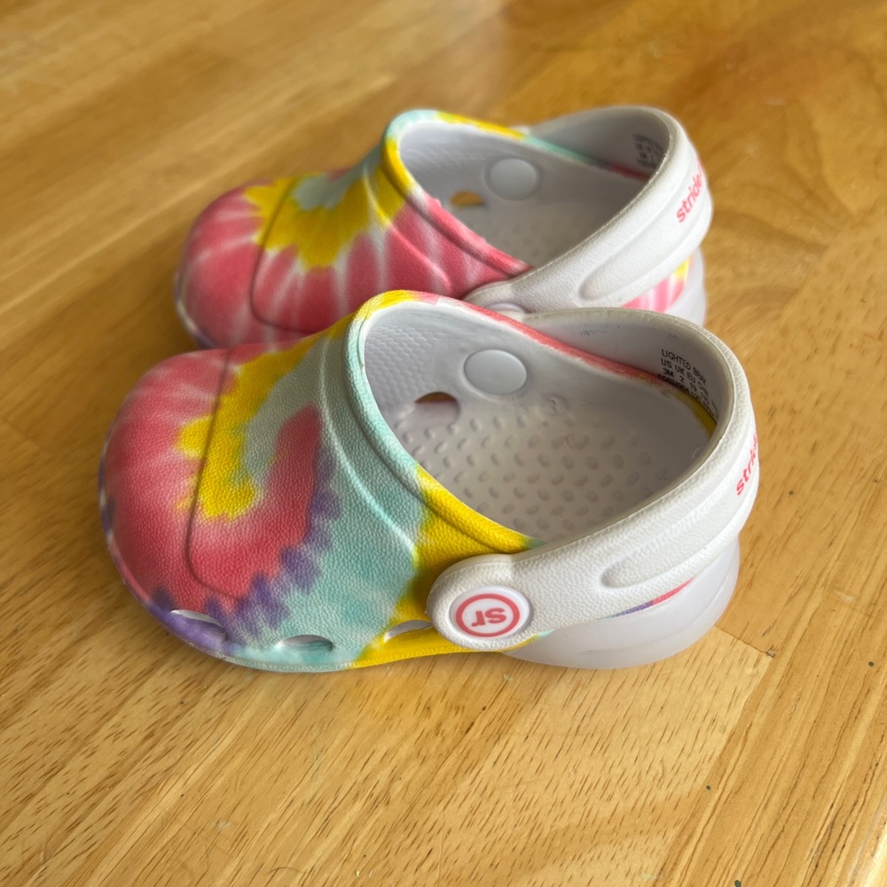Stride Rite light up clogs - Picture 7 of 9